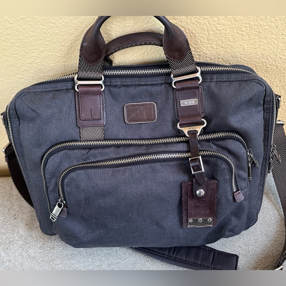 Tumi Alpha Bravo Yuma Slim Brief - Anthracite/Brown Leather - Picture 5 of 16